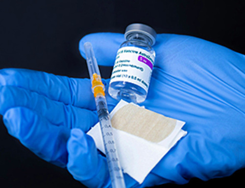 Does being infected or vaccinated first influence COVID-19 immunity?